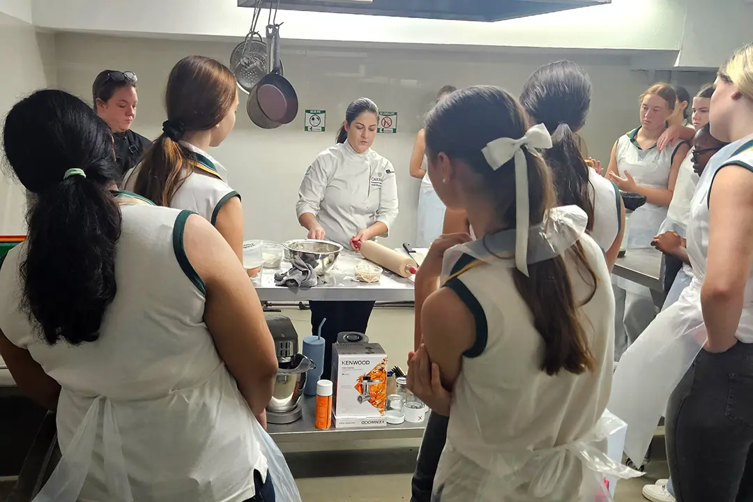 Chef-Shannon-Danvile-Girls-Demo Chef Shannon Demos